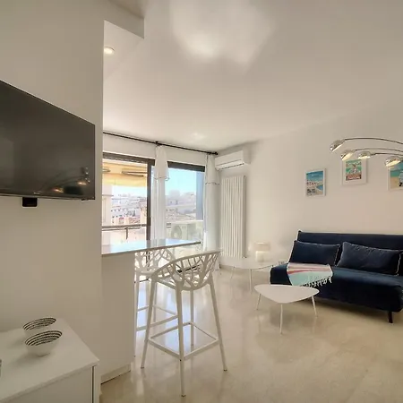 Ref 1745 - Center - For Rent Cannes